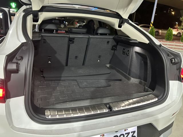 BMW/ 寶馬 X4 SERIES  第3張相片