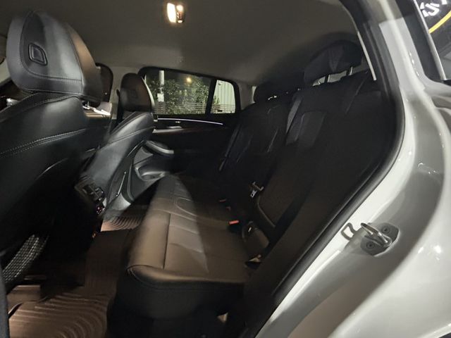 BMW/ 寶馬 X4 SERIES  第8張相片