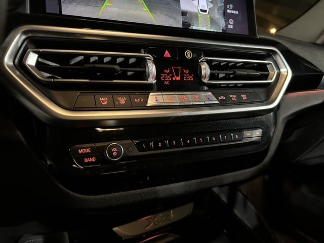 BMW/ 寶馬 X4 SERIES  第14張相片