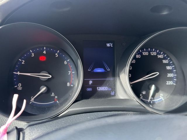 Toyota C-HR  第9張相片