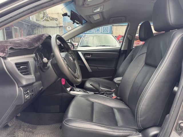 Toyota ALTIS  第5張相片