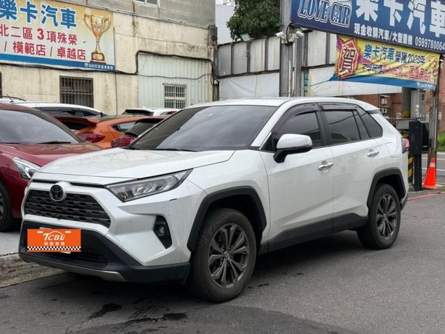 Toyota RAV4  第4張相片