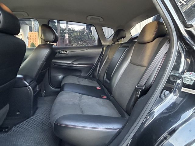 Nissan Tiida  第3張相片