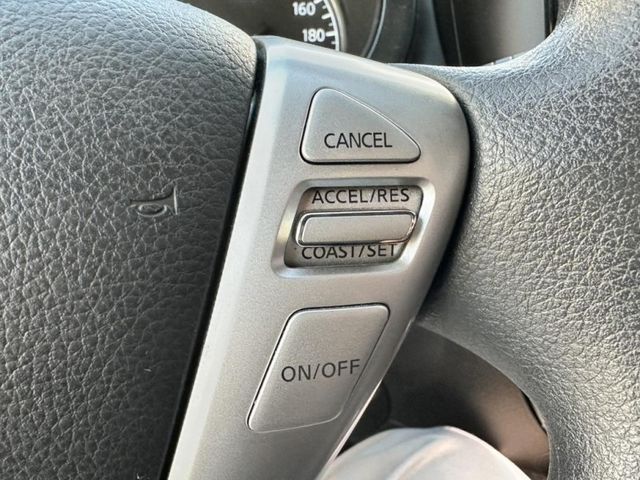 Nissan Tiida  第3張相片