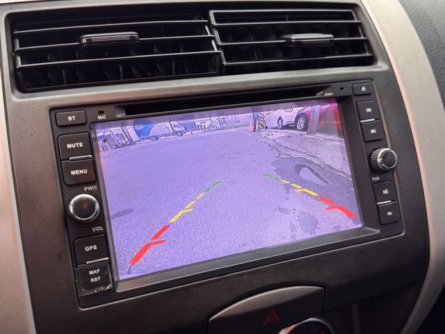 Nissan Livina  第3張相片