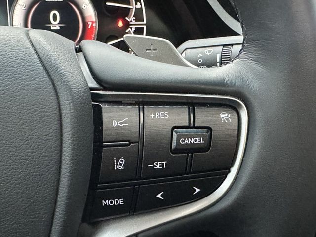 Lexus ES  第1張相片