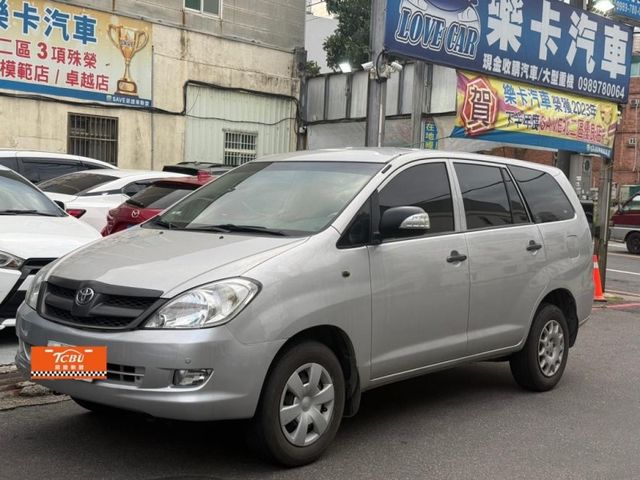 Toyota Innova  第4張相片
