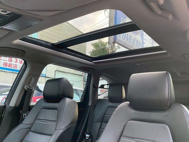 Honda CR-V  第9張相片