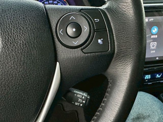 Toyota ALTIS  第6張相片