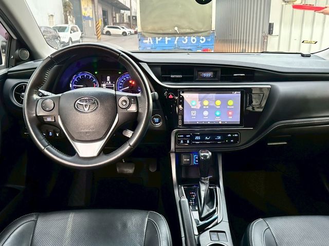 Toyota ALTIS  第7張相片