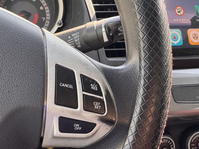 Mitsubishi Lancer  第3張相片