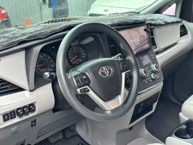 Toyota Sienna  第6張相片