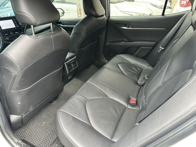 Toyota Camry  第9張相片