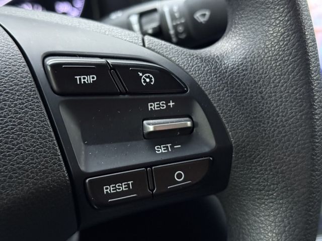 Hyundai Elantra  第1張相片