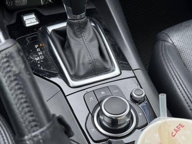 Mazda Mazda3  第11張相片