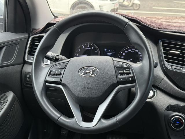 2019 Tucson 銀  第10張相片