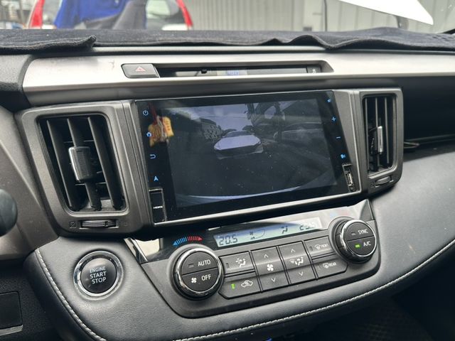 Toyota RAV4  第1張相片