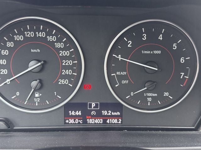 2016 220i 黑  第8張相片