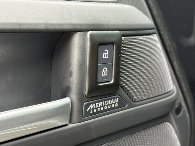 2025 DEFENDER 黑  第1張相片