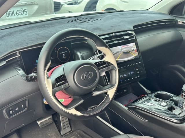 2022 TUCSON 白  第6張相片