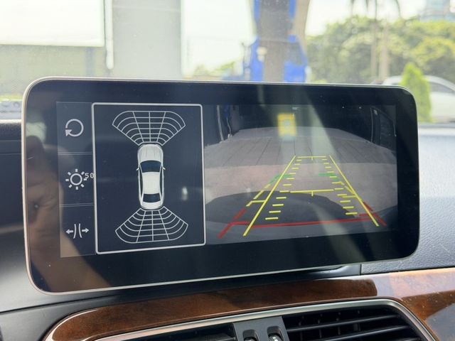 Mercedes-Benz/賓士 C250  第8張相片