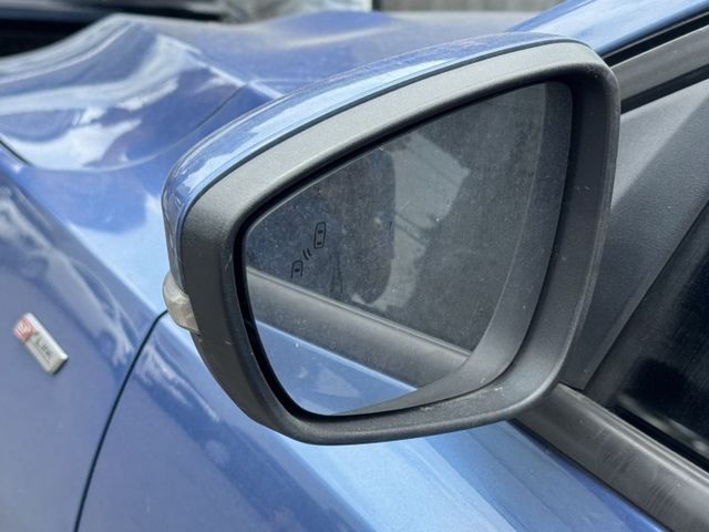 2020 FOCUS ST-line 藍  第2張相片