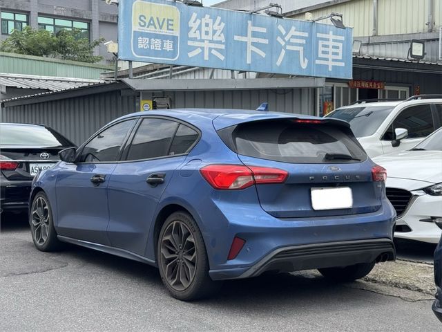 2020 FOCUS ST-line 藍  第5張相片