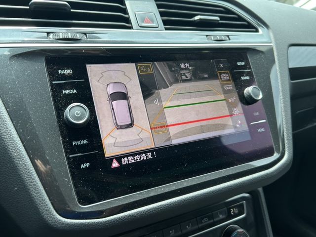 2018 TIGUAN 白  第10張相片