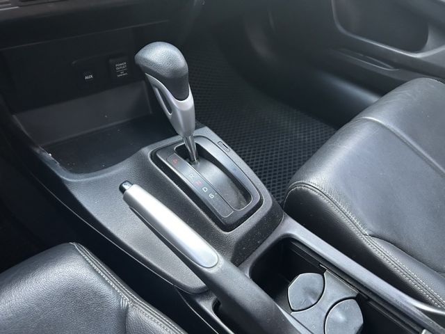 2015 CIVIC 白  第1張相片