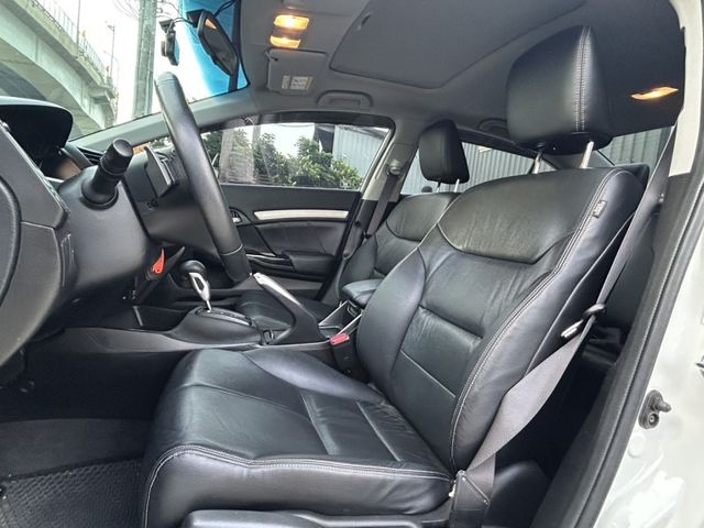 2015 CIVIC 白  第12張相片