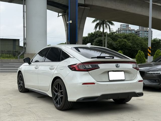 2023 CIVIC 白  第5張相片