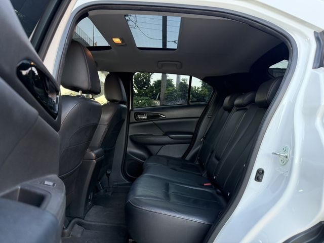 Mitsubishi Eclipse Cross  第12張相片