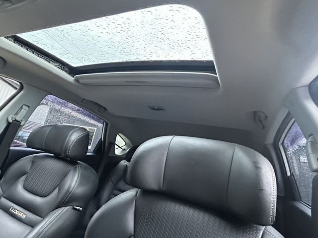 2017 U6GT 白  第2張相片