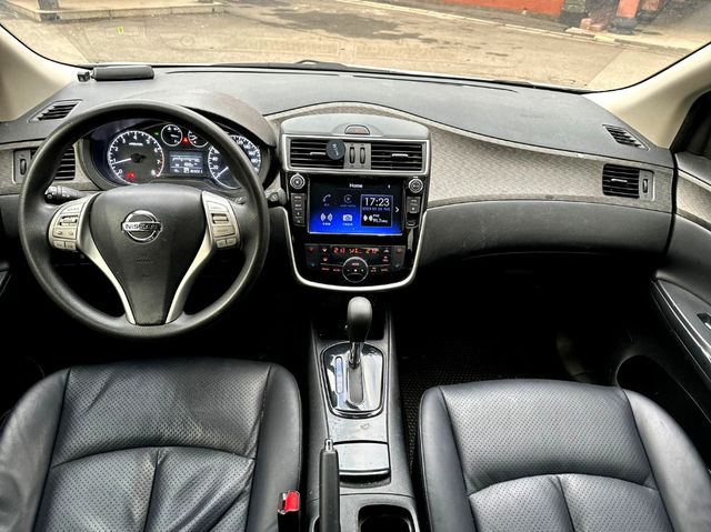 NISSAN日產 TIIDA  第5張相片