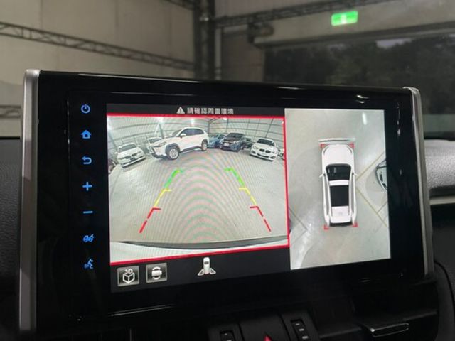 TOYOTA豐田 RAV4  第9張相片