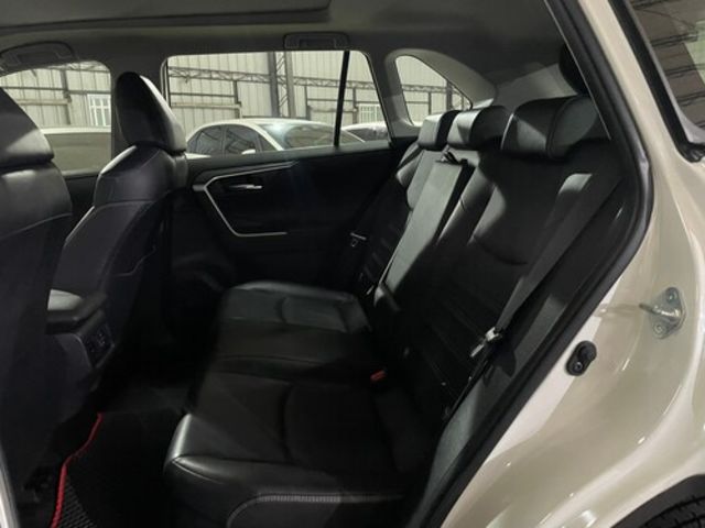 TOYOTA豐田 RAV4  第11張相片