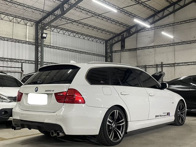BMW寶馬 320D TOURING  第2張相片