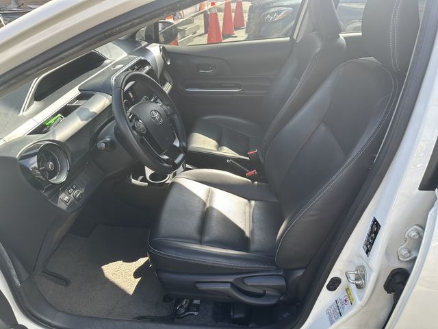 TOYOTA豐田 PRIUS C  第4張相片