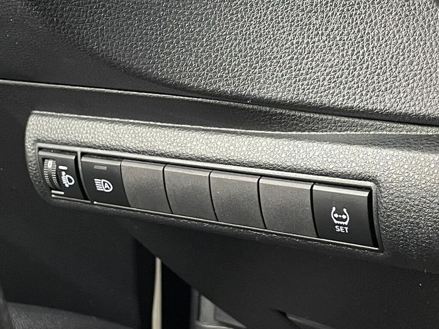 TOYOTA豐田 ALTIS  第5張相片