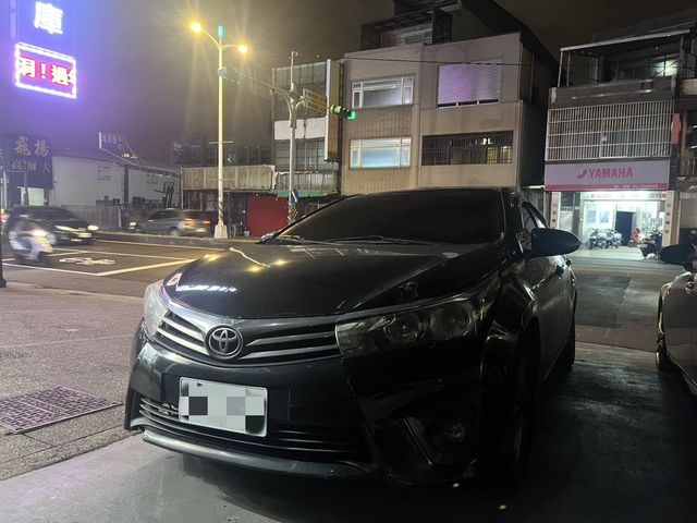 TOYOTA豐田 ALTIS  第1張相片