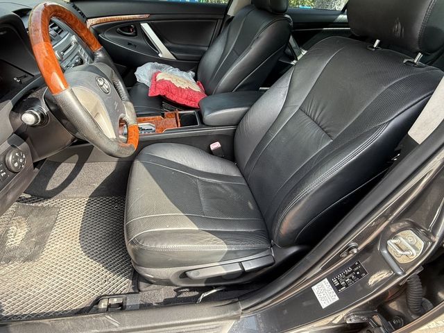 TOYOTA豐田 CAMRY  第3張相片