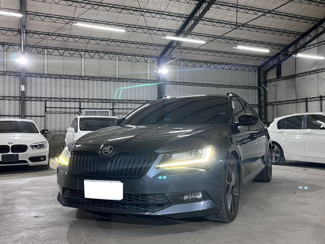 SKODA司科達 SUPERB COMBI  第1張相片