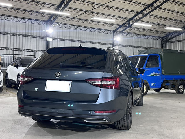SKODA司科達 SUPERB COMBI  第6張相片
