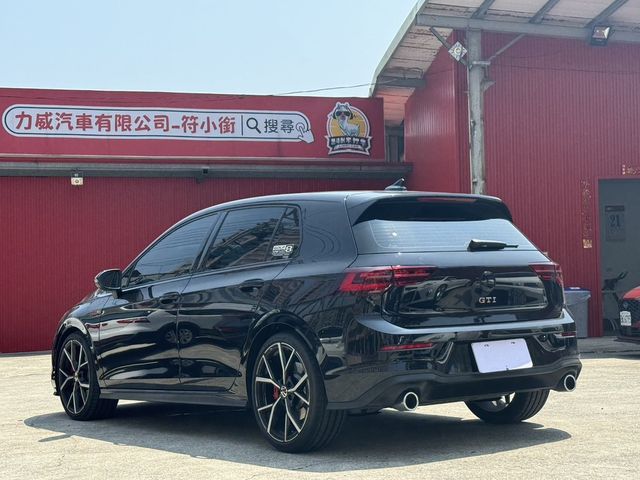 VOLKSWAGEN福斯 GOLF GTI  第6張相片