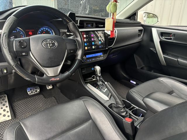TOYOTA豐田 ALTIS  第2張相片