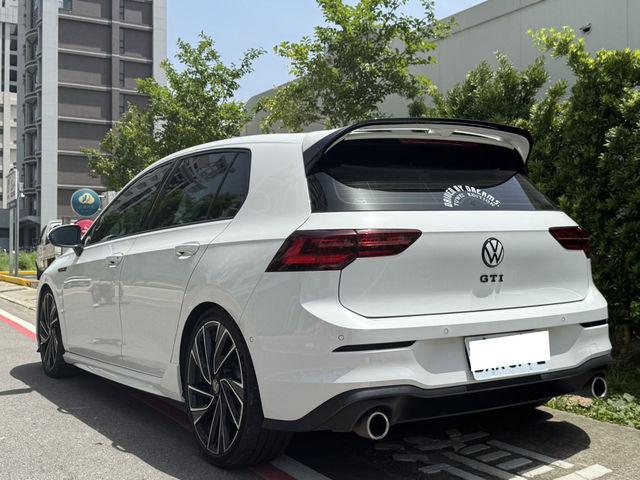 VOLKSWAGEN福斯 GOLF GTI  第6張相片