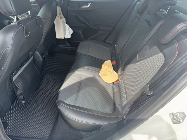 FORD福特 FOCUS ST  第3張相片