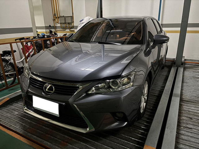 LEXUS凌志 CT200H  第1張相片