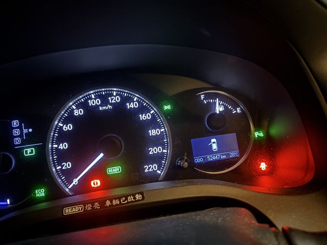LEXUS凌志 CT200H  第5張相片