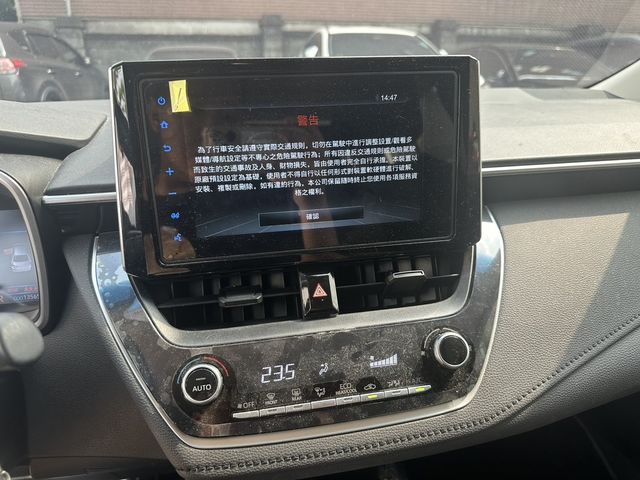 TOYOTA豐田 ALTIS  第4張相片